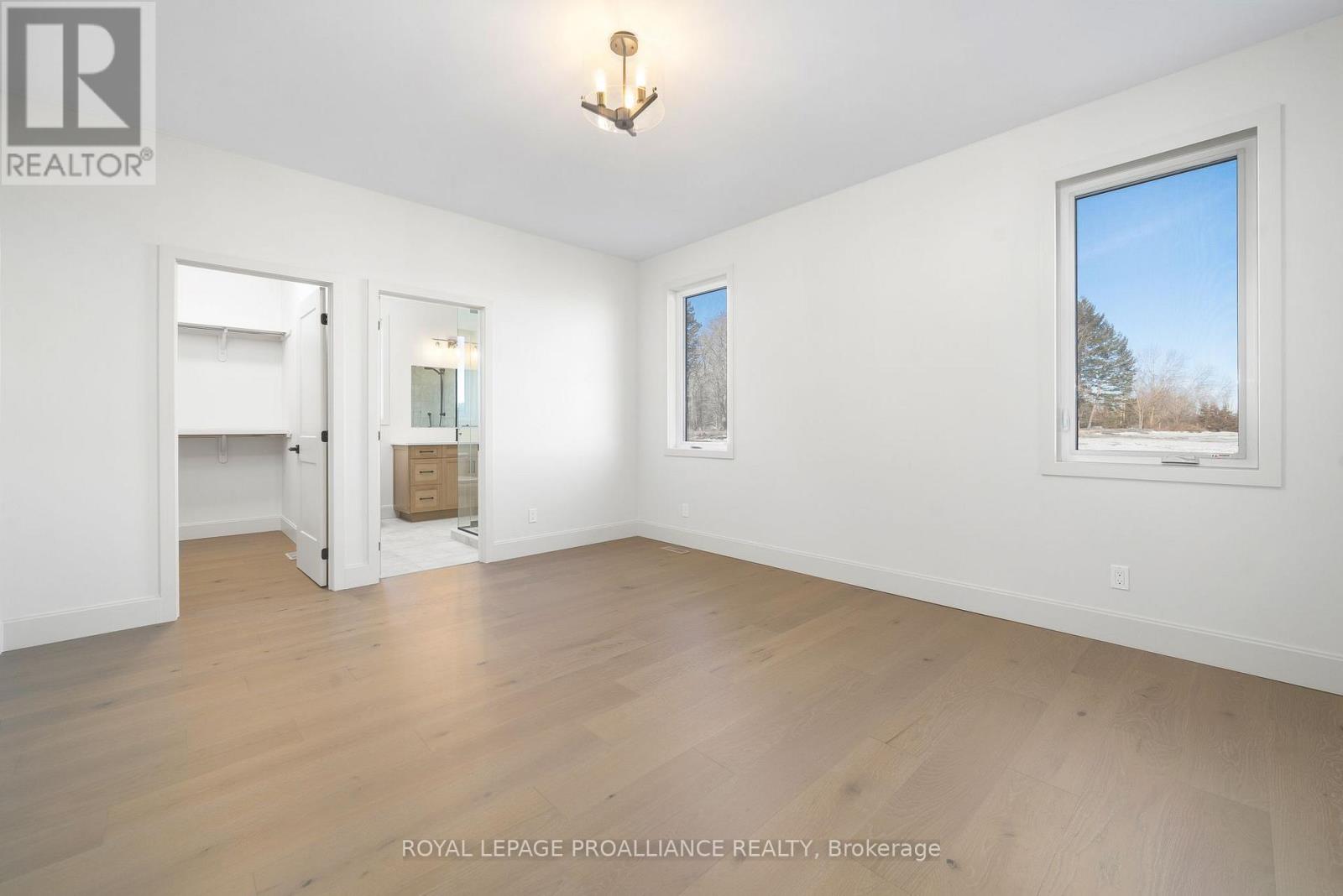152 Sienna Avenue, Belleville (Belleville Ward), Ontario  K8P 0J6 - Photo 17 - X12407498