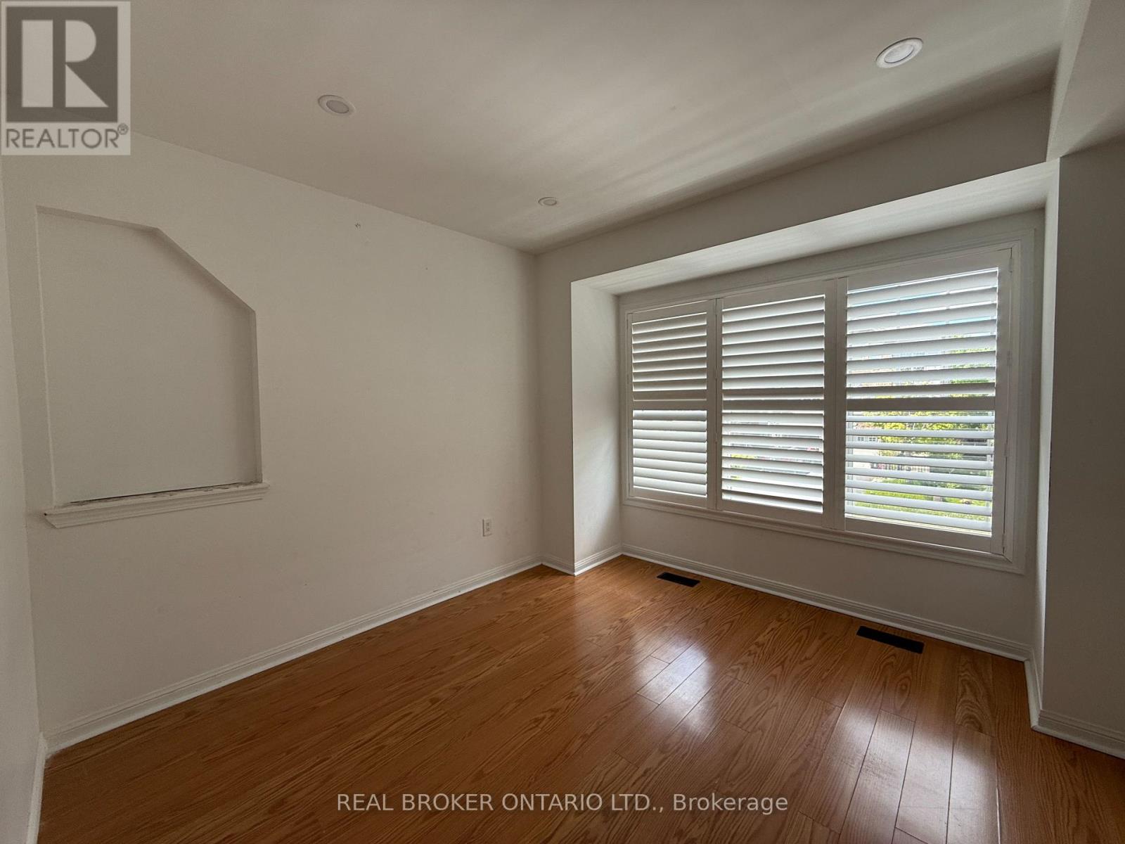 13 Reindeer Drive, Toronto, Ontario  M1B 6H4 - Photo 6 - E12283660