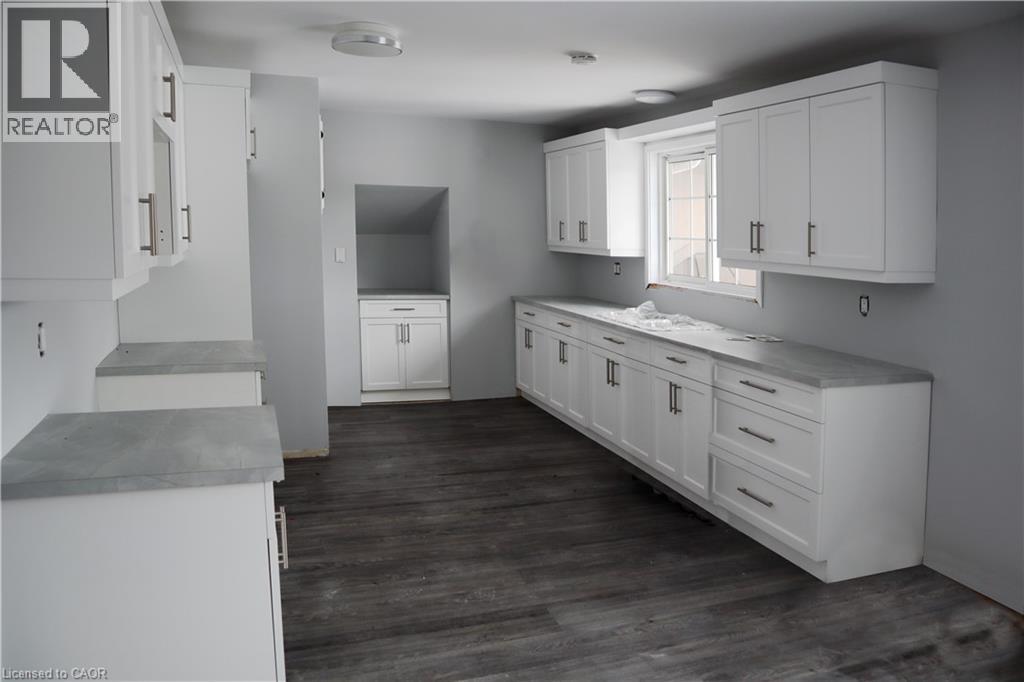 3999 Locust Lane Unit# 2, Beamsville, Ontario  L0R 1B2 - Photo 2 - 40769777