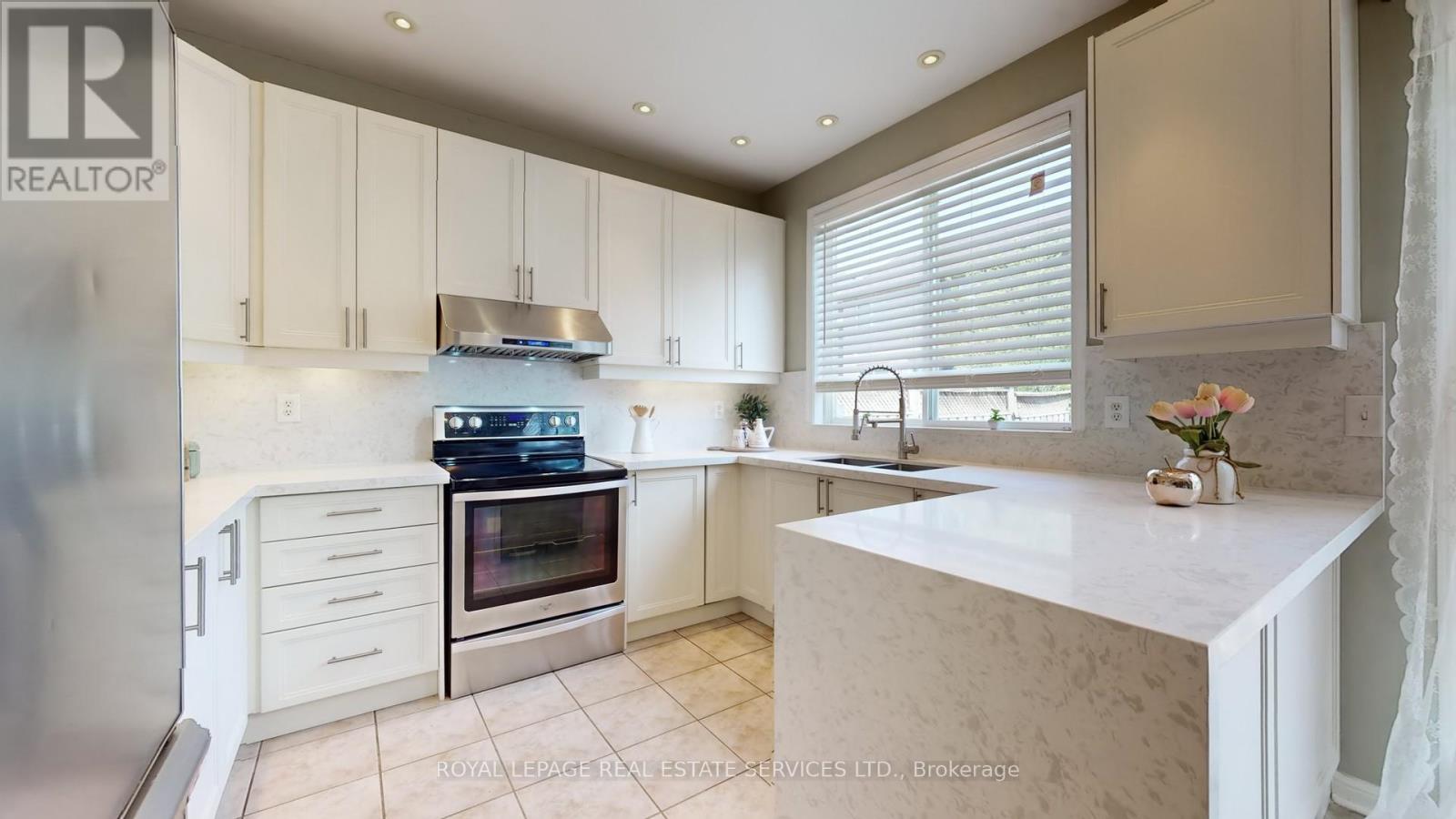 3798 Swiftdale Drive, Mississauga, Ontario  L5M 6M5 - Photo 15 - W12374539