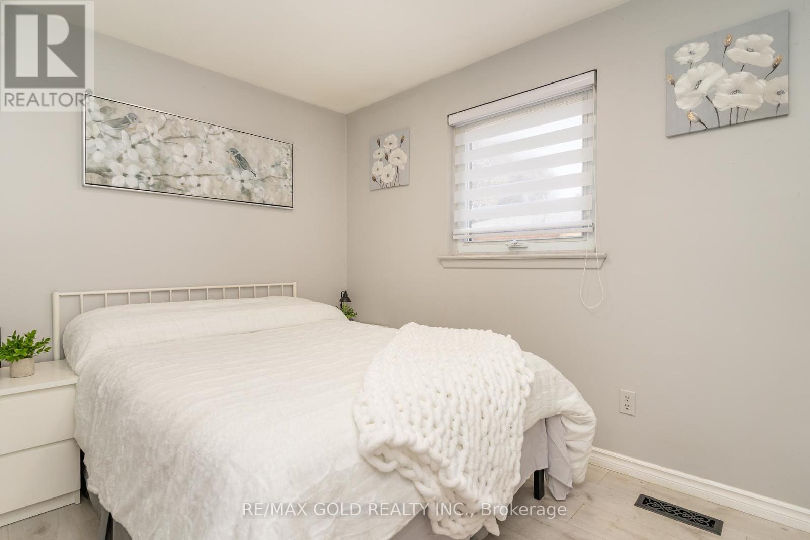 118 Fallingdale Crescent, Brampton, Ontario  L6T 3J6 - Photo 26 - W12406099