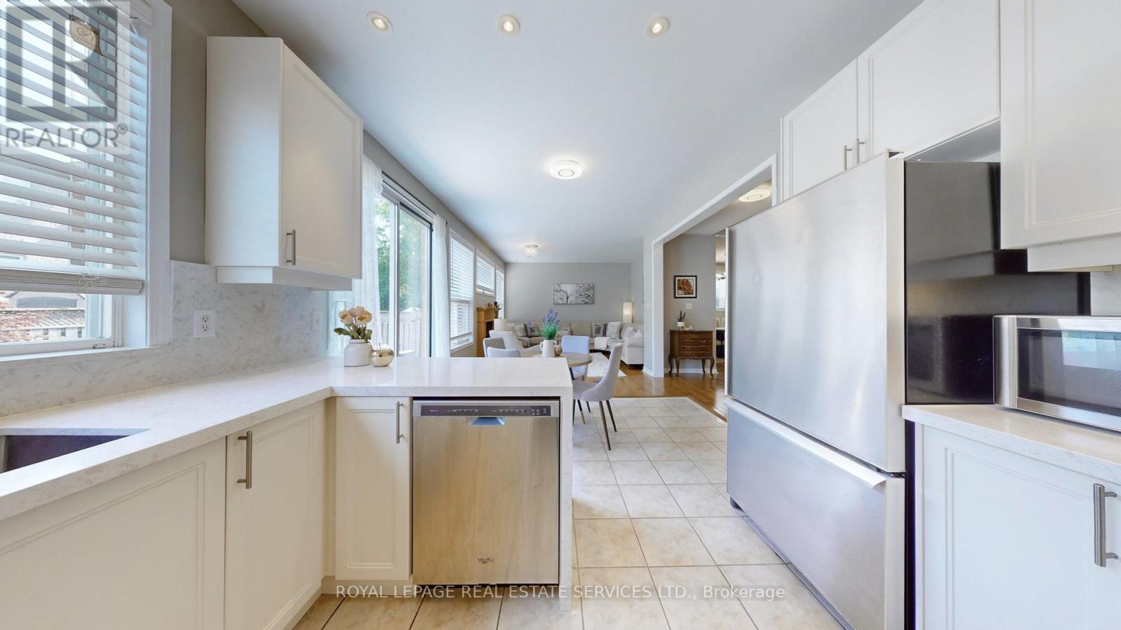 3798 Swiftdale Drive, Mississauga, Ontario  L5M 6M5 - Photo 16 - W12374539