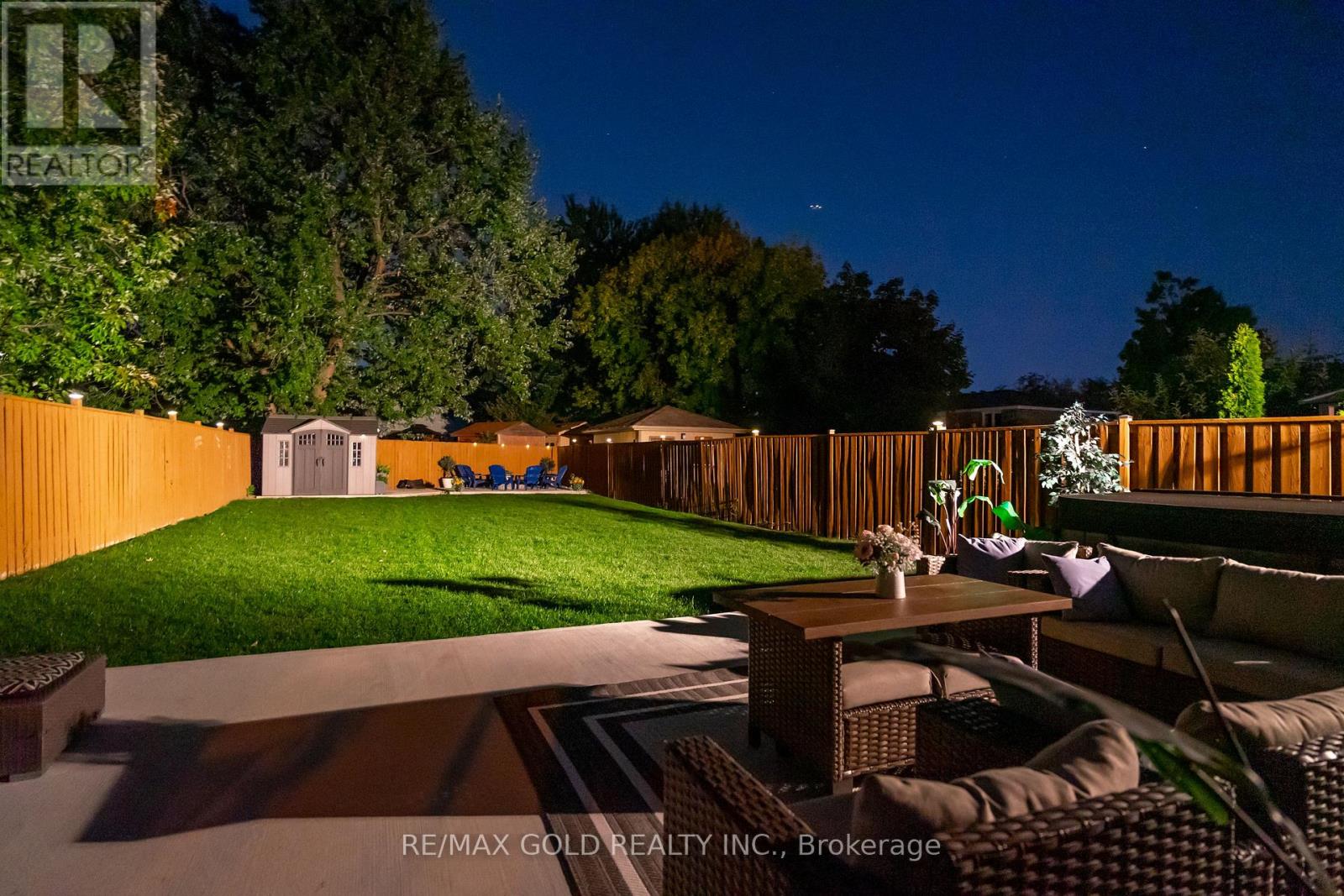 118 Fallingdale Crescent, Brampton, Ontario  L6T 3J6 - Photo 43 - W12406099