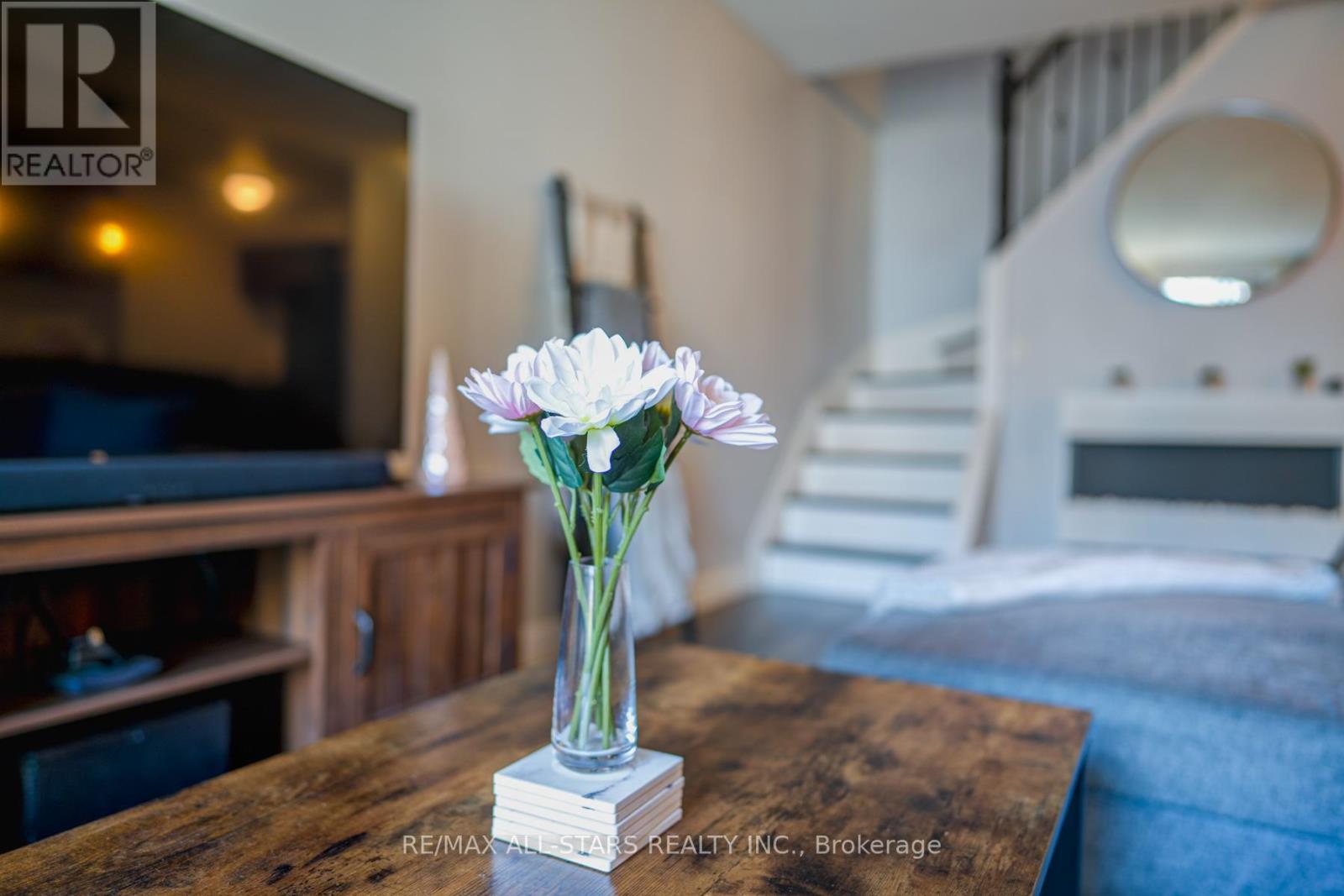 61 - 1624 Bloor Street, Mississauga, Ontario  L4X 2S2 - Photo 12 - W12405782