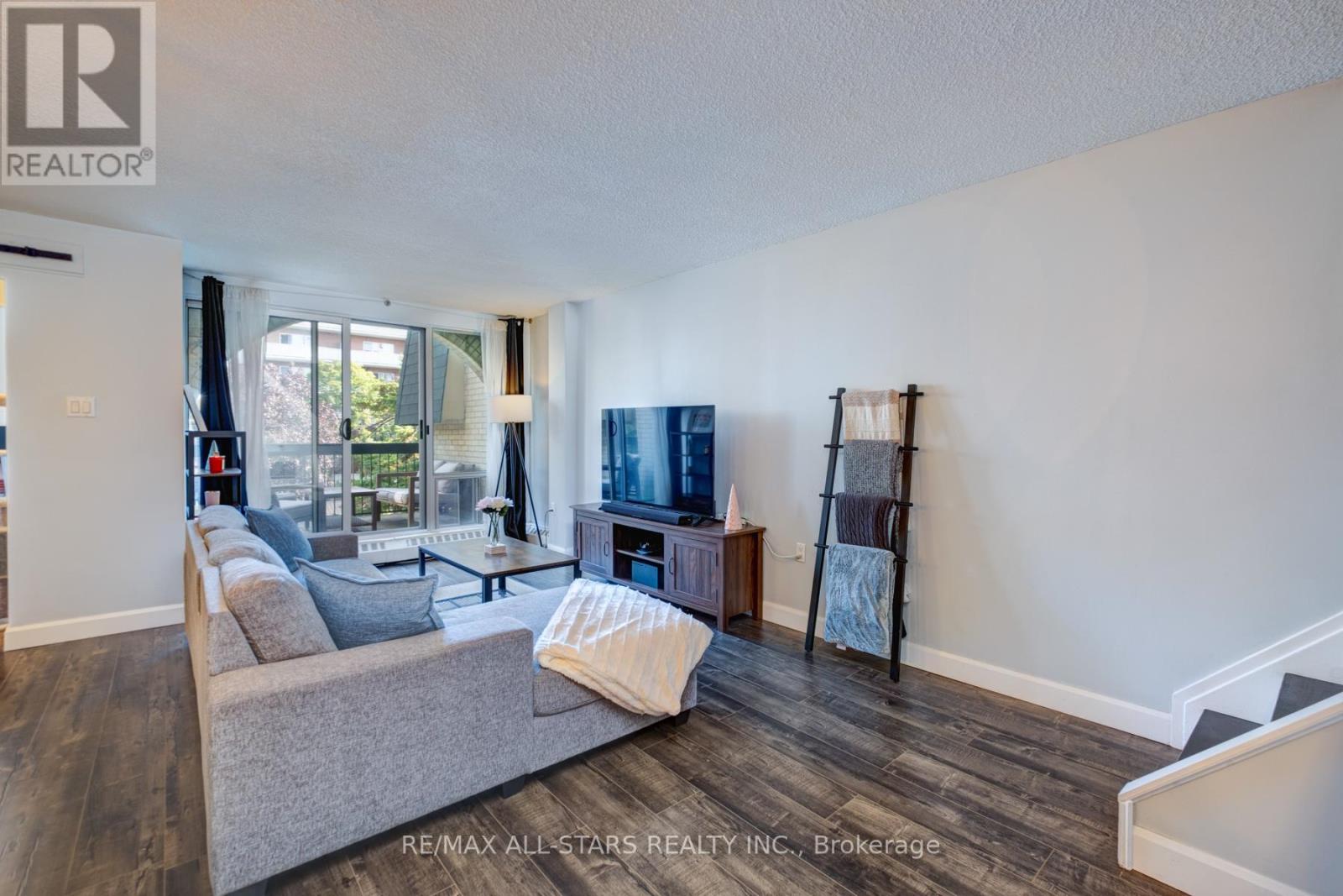 61 - 1624 Bloor Street, Mississauga, Ontario  L4X 2S2 - Photo 13 - W12405782