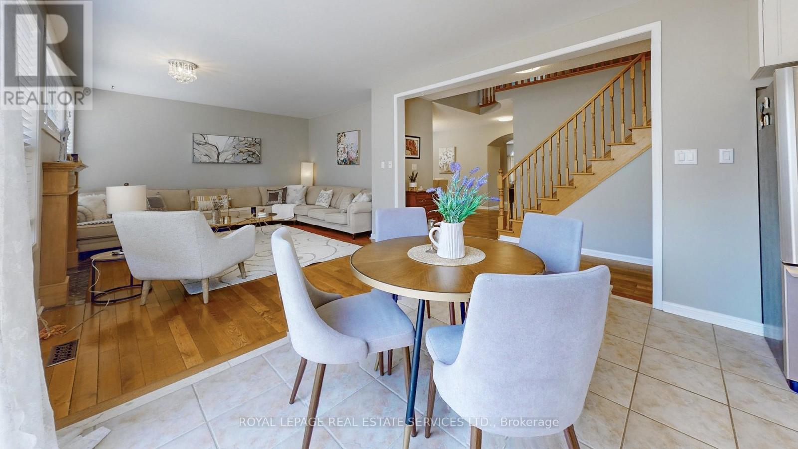 3798 Swiftdale Drive, Mississauga, Ontario  L5M 6M5 - Photo 9 - W12374539
