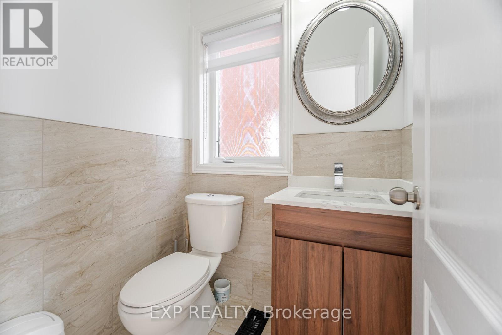 32 Arco Circle, Vaughan, Ontario  L6A 3Z7 - Photo 16 - N12407518