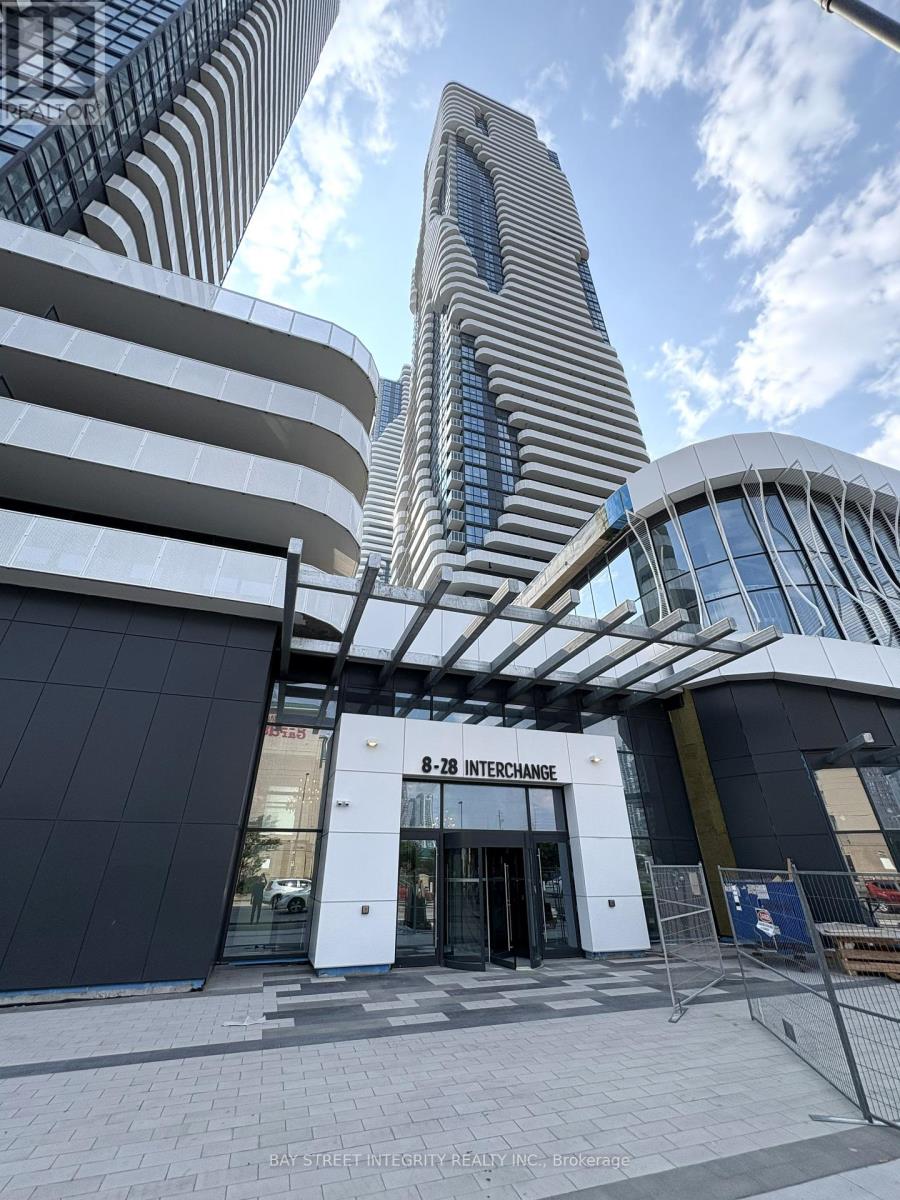 2605 - 28 Interchange Way, Vaughan, Ontario L4K 5Z7 - Photo 2 - N12407523