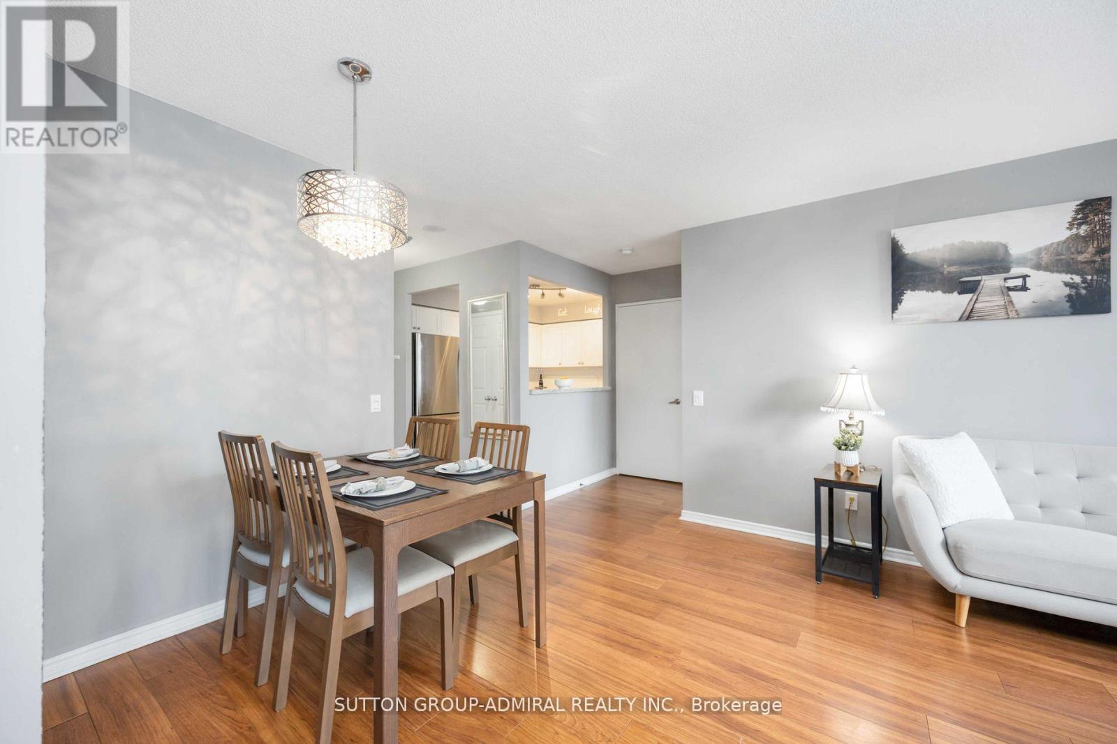 412 - 81 Townsgate Drive, Vaughan, Ontario  L4J 8E6 - Photo 13 - N12407534