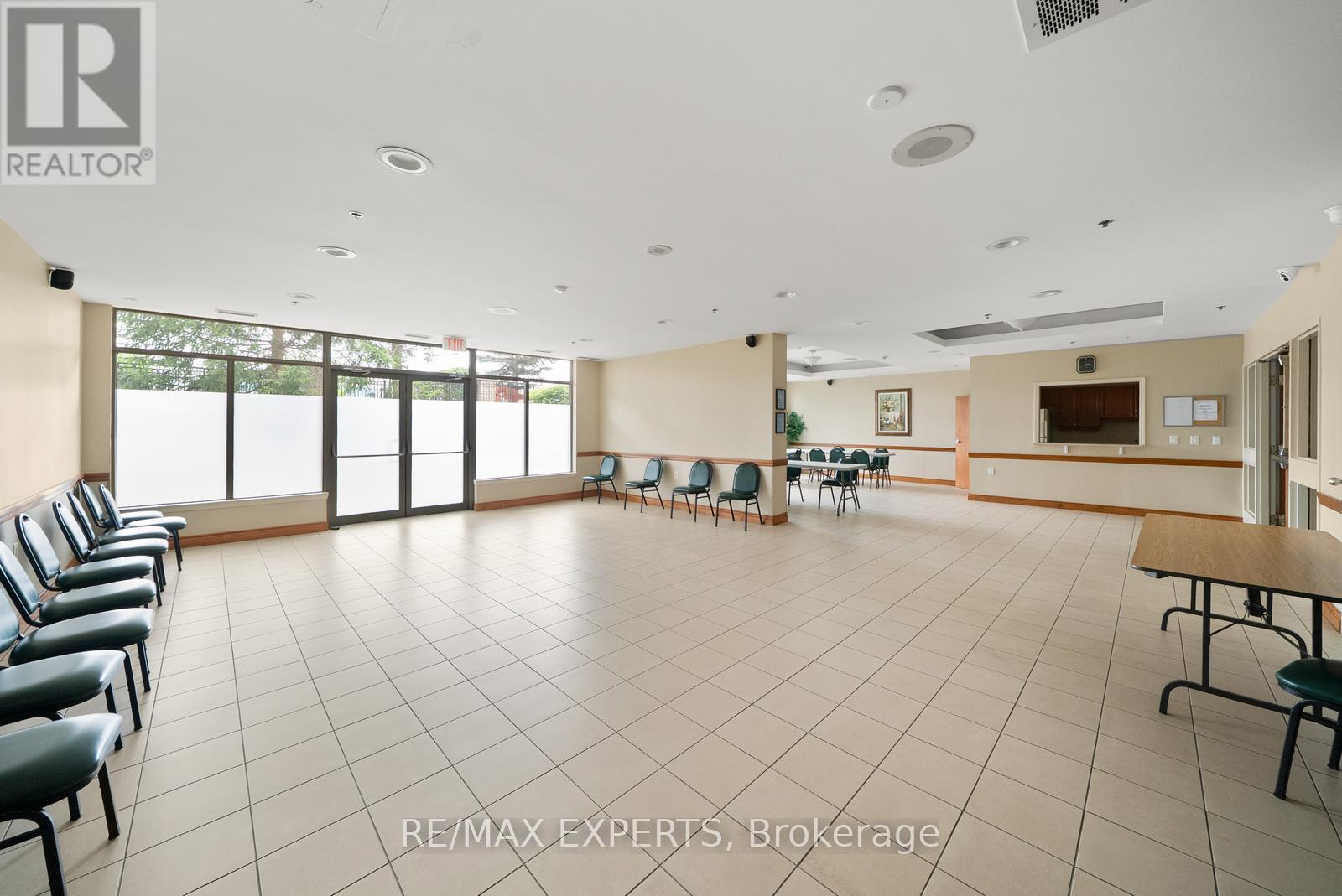 213 - 2500 Rutherford Road, Vaughan, Ontario  L4K 5R1 - Photo 27 - N12407610