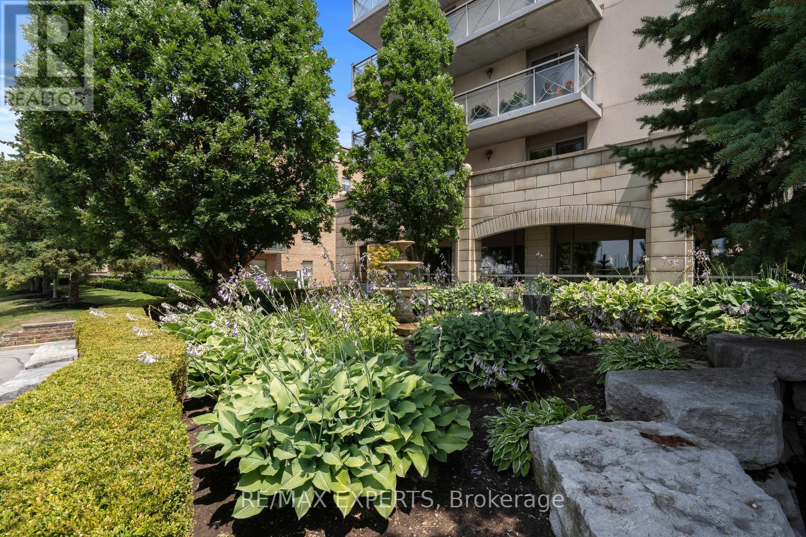 213 - 2500 Rutherford Road, Vaughan, Ontario  L4K 5R1 - Photo 3 - N12407610