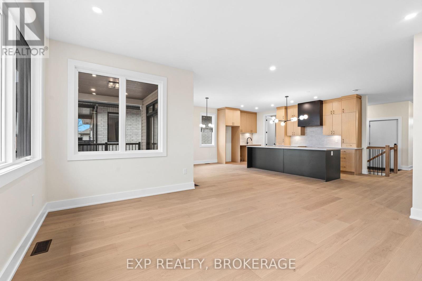 1257 Carfa Crescent, Kingston, Ontario  K7P 0M7 - Photo 10 - X12407689