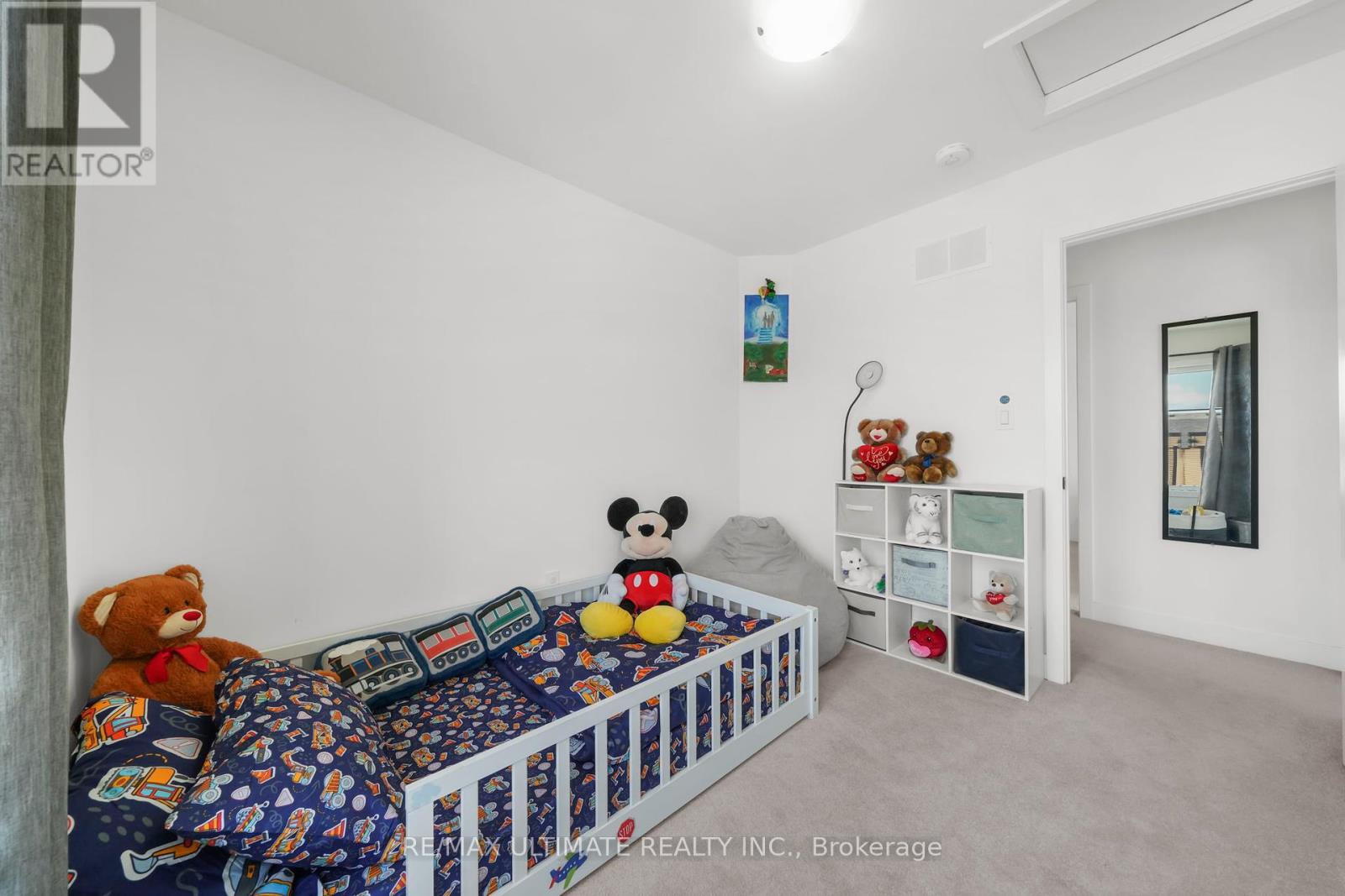 38 Silo Mews, Barrie, Ontario  L9J 0V3 - Photo 32 - S12407500