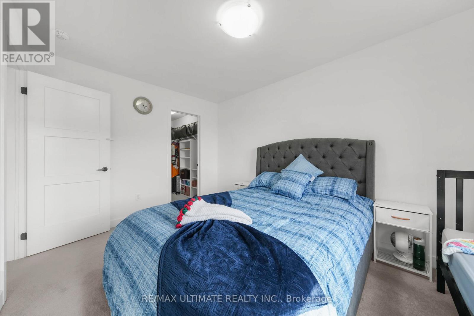38 Silo Mews, Barrie, Ontario  L9J 0V3 - Photo 35 - S12407500