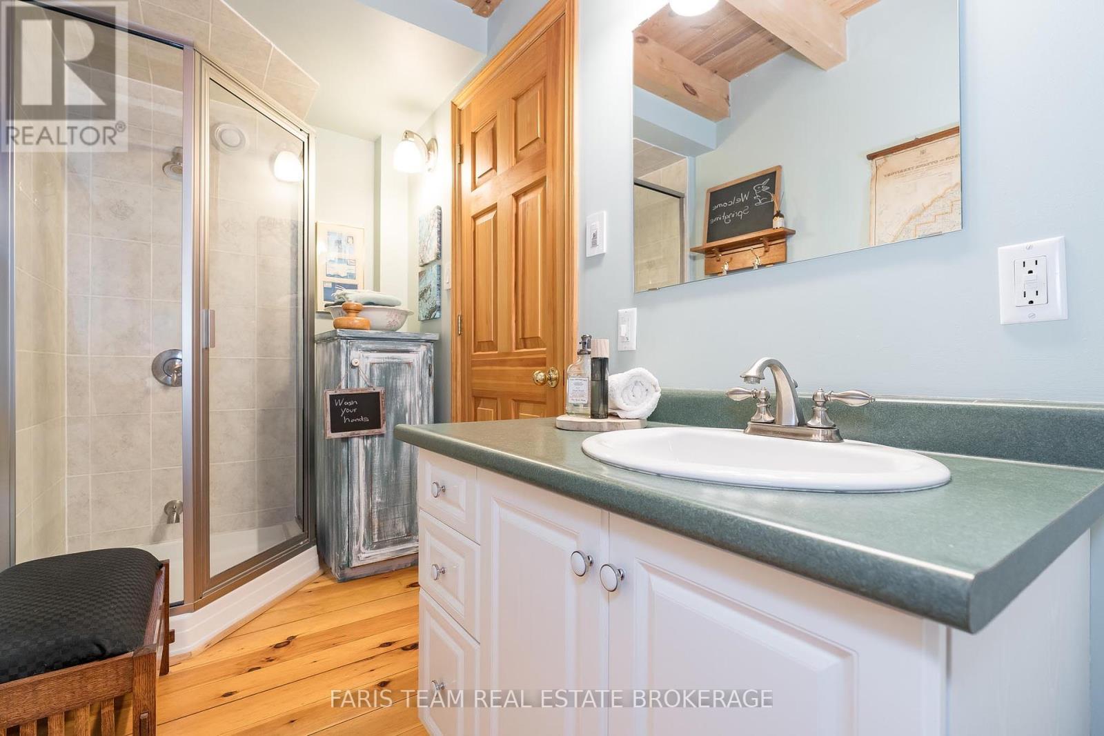 431 Mundy's Bay Road, Midland, Ontario  L4R 5H1 - Photo 14 - S12407535