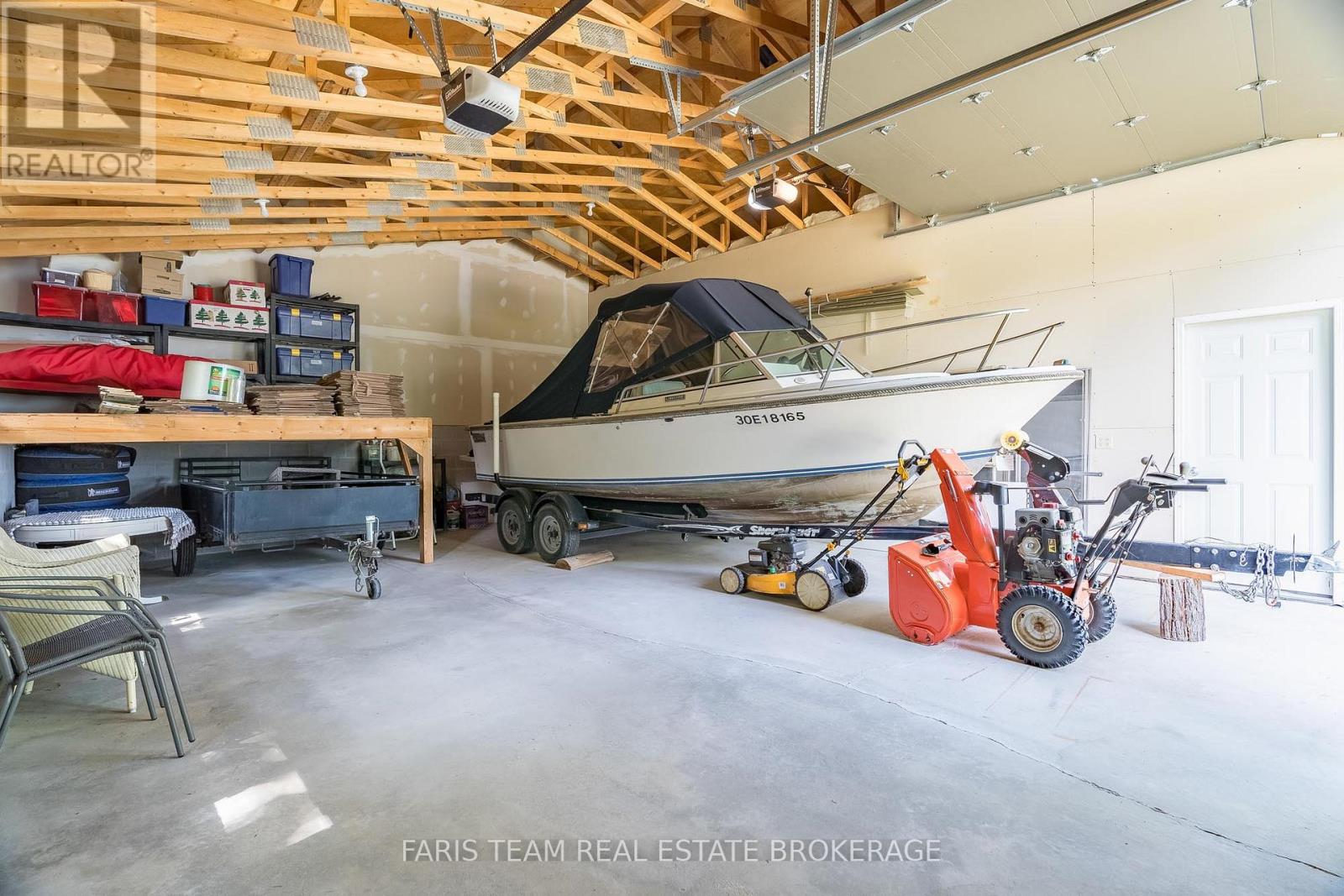 431 Mundy's Bay Road, Midland, Ontario  L4R 5H1 - Photo 36 - S12407535