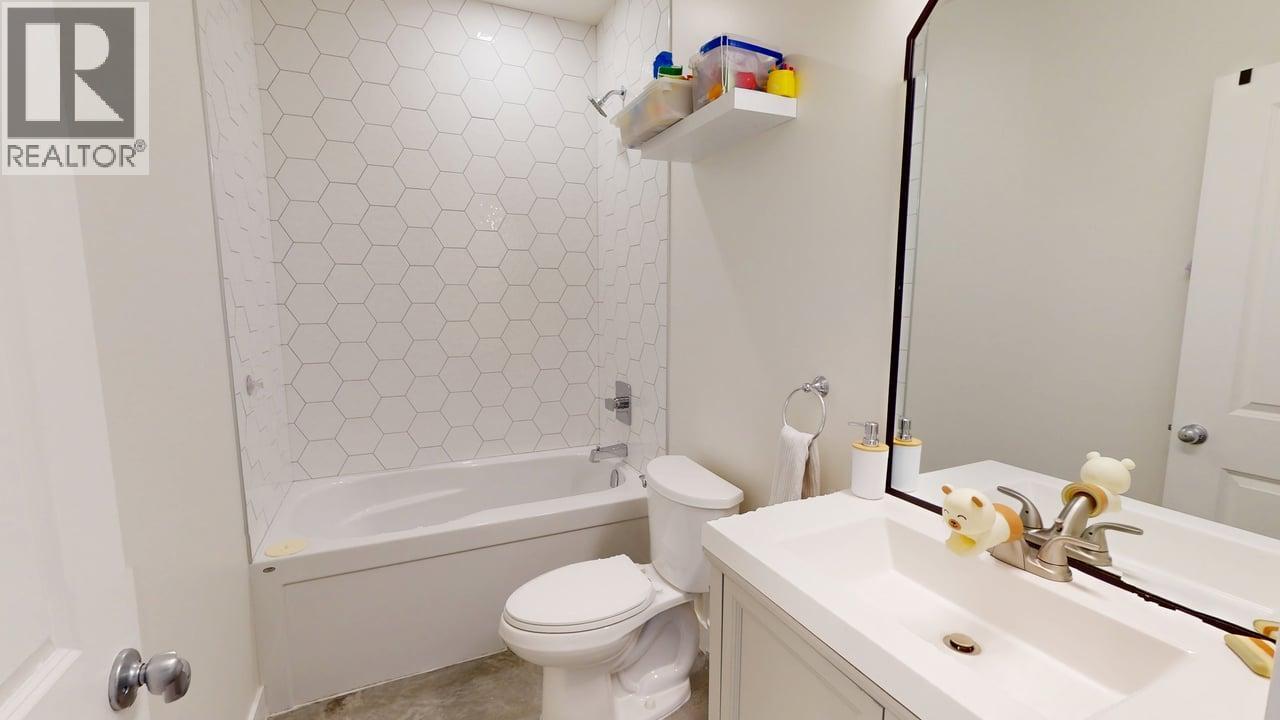 2075 St Paul Street, Rossland, British Columbia  V0G 1Y0 - Photo 27 - 10349851