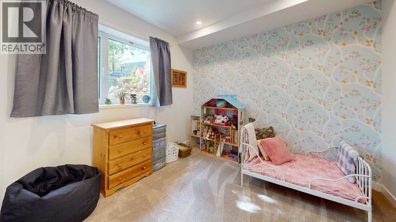 2075 St Paul Street, Rossland, British Columbia  V0G 1Y0 - Photo 36 - 10349851