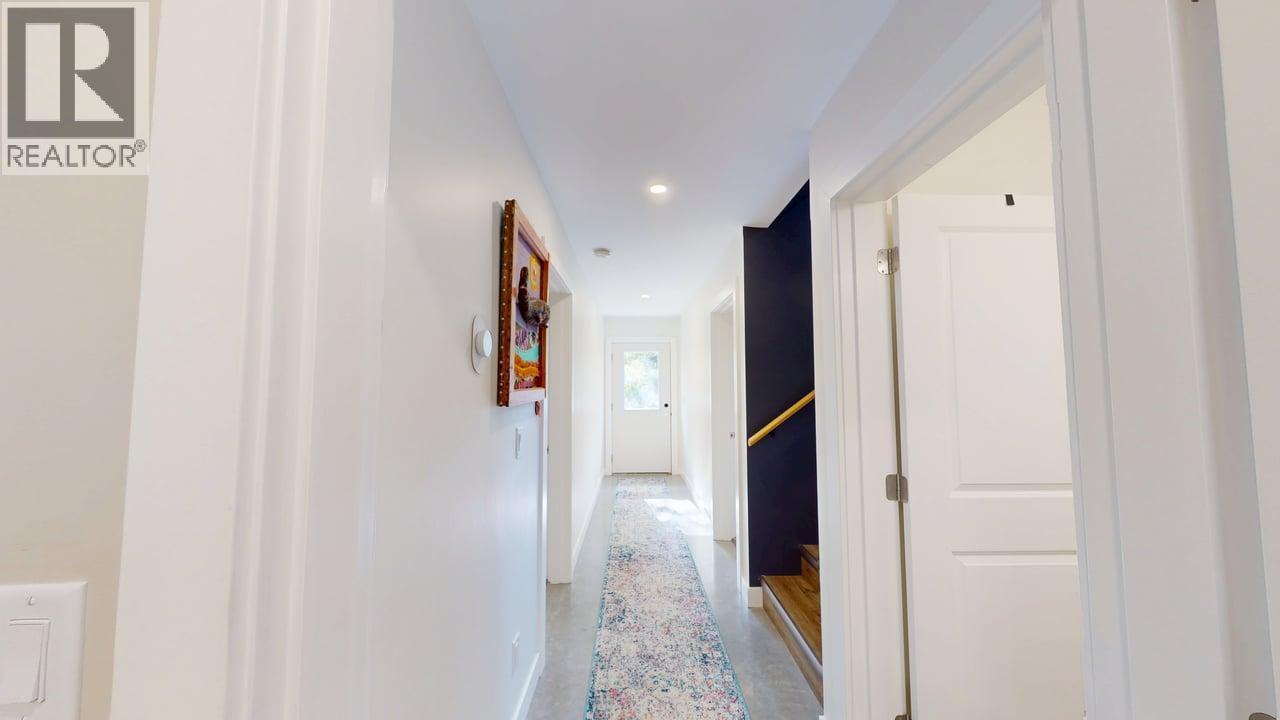 2075 St Paul Street, Rossland, British Columbia  V0G 1Y0 - Photo 28 - 10349851