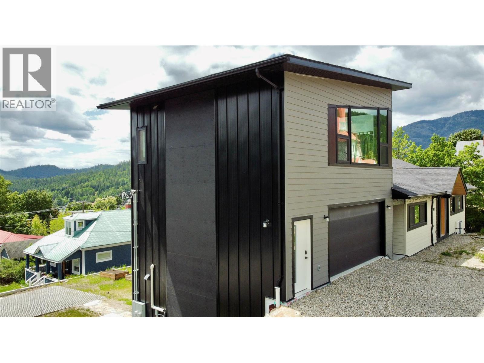 2075 St Paul Street, Rossland, British Columbia  V0G 1Y0 - Photo 49 - 10349851