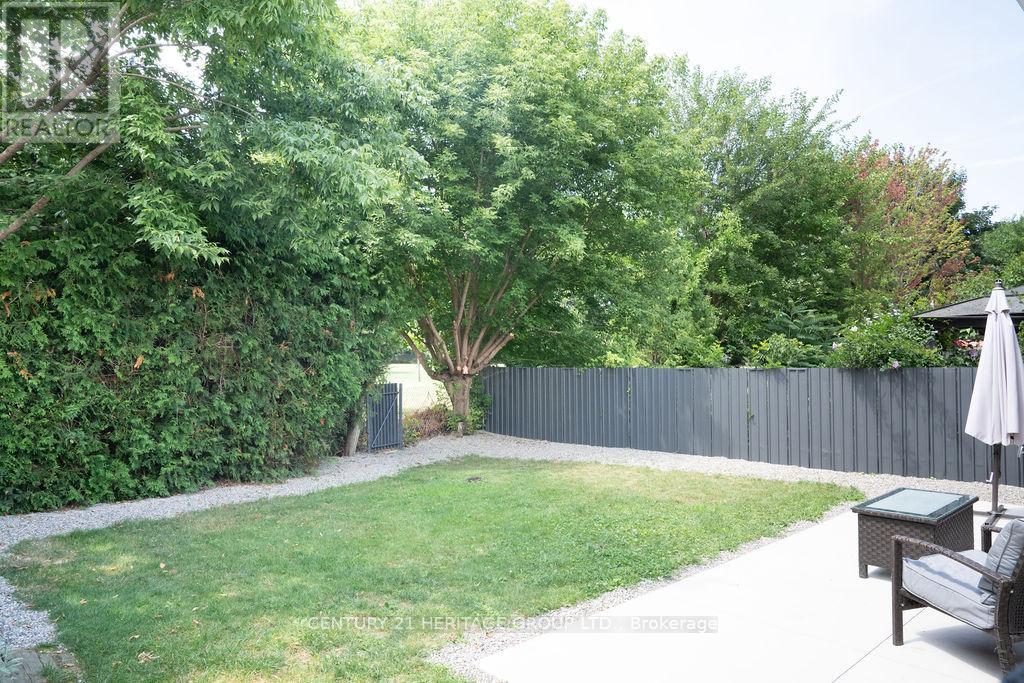 72 Ted Street, St. Catharines, Ontario  L2N 1E5 - Photo 6 - X12344401