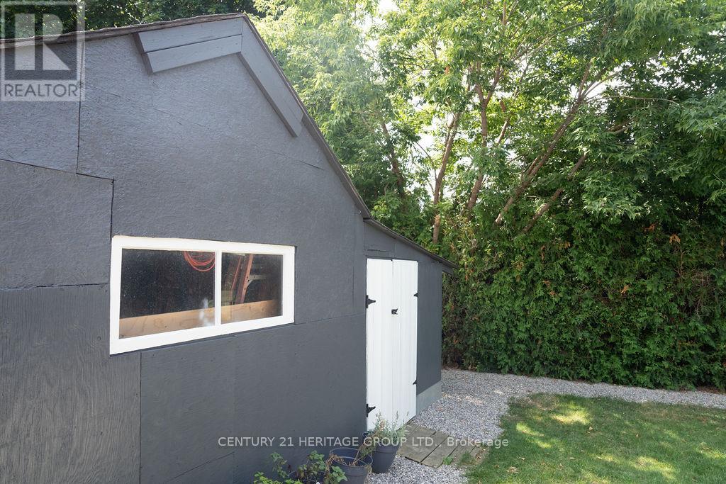 72 Ted Street, St. Catharines, Ontario  L2N 1E5 - Photo 8 - X12344401