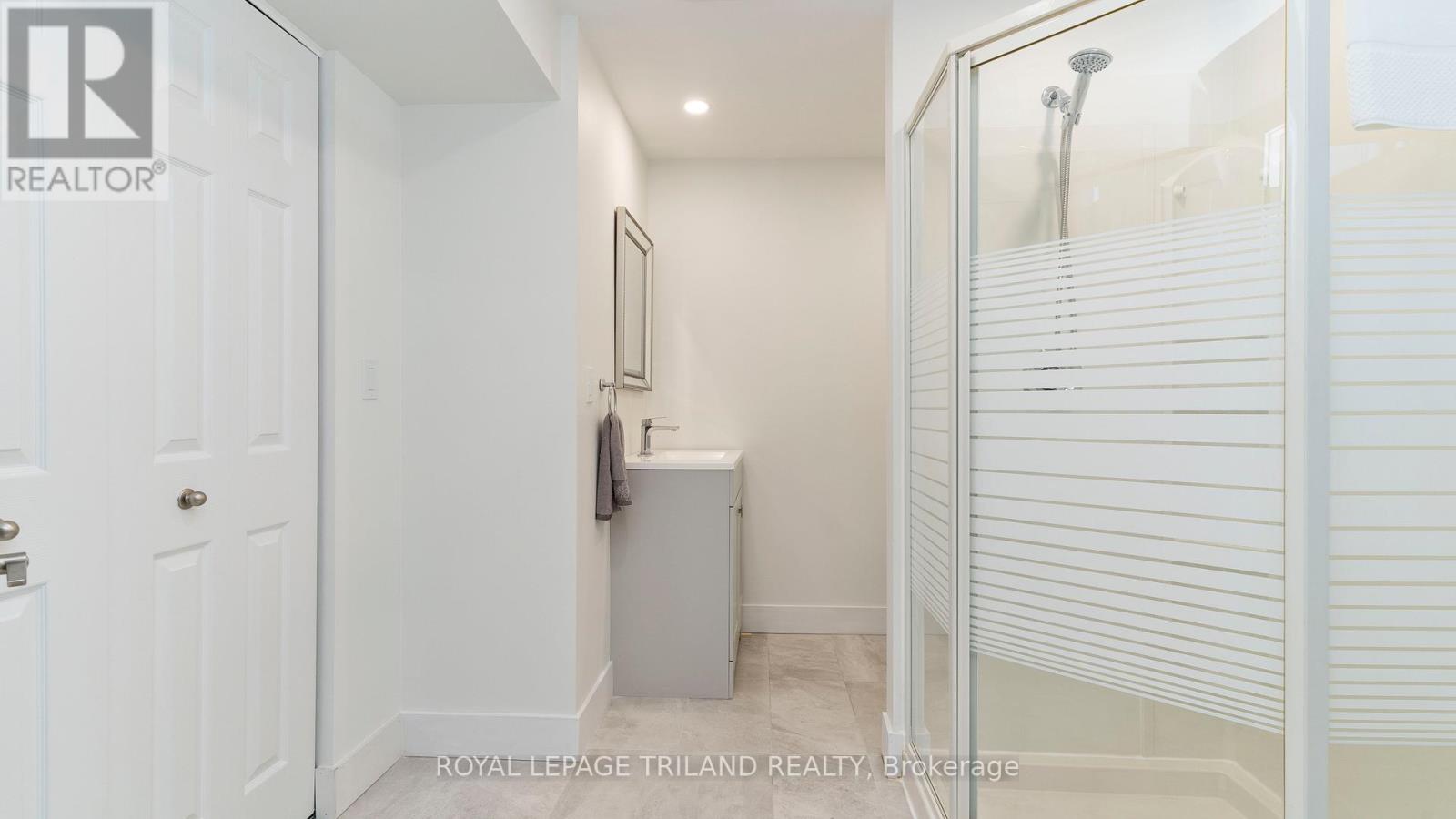 4 Schreyer Drive, St. Thomas, Ontario  N5R 6E8 - Photo 31 - X12407668