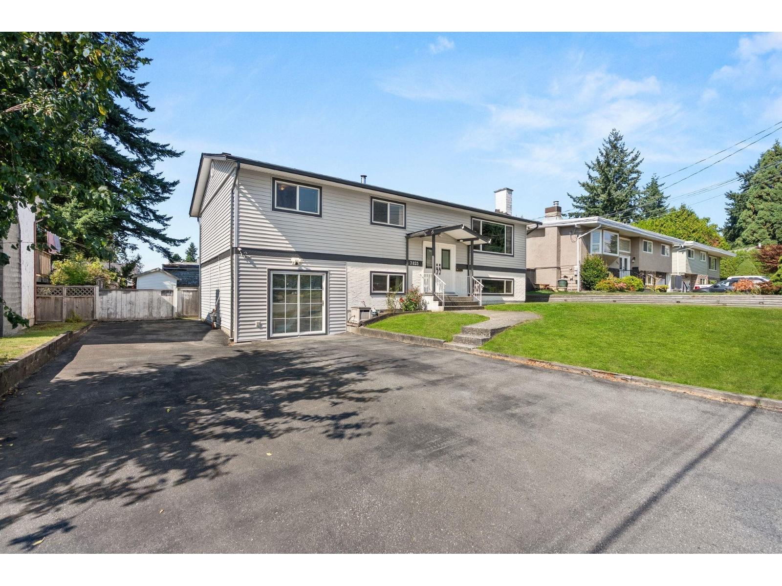 7823 Bremridge Drive, Delta, British Columbia  V4C 5E3 - Photo 2 - R3048343