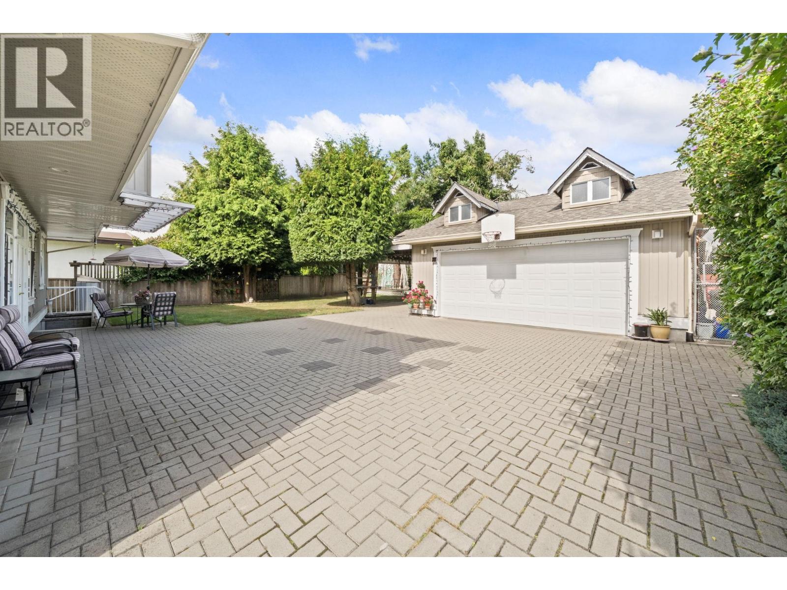 5617 Union Street, Burnaby, British Columbia  V5B 1W6 - Photo 9 - R3047696