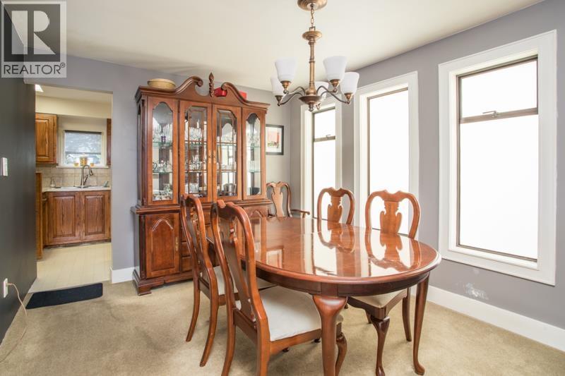 918 Ladner Street, New Westminster, British Columbia  V3L 4W4 - Photo 6 - R3048150