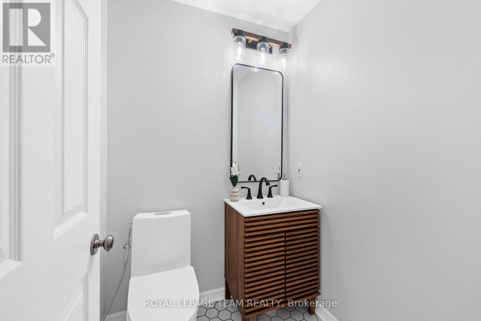 60 Ironside Court, Ottawa, Ontario  K2K 3H6 - Photo 21 - X12407659