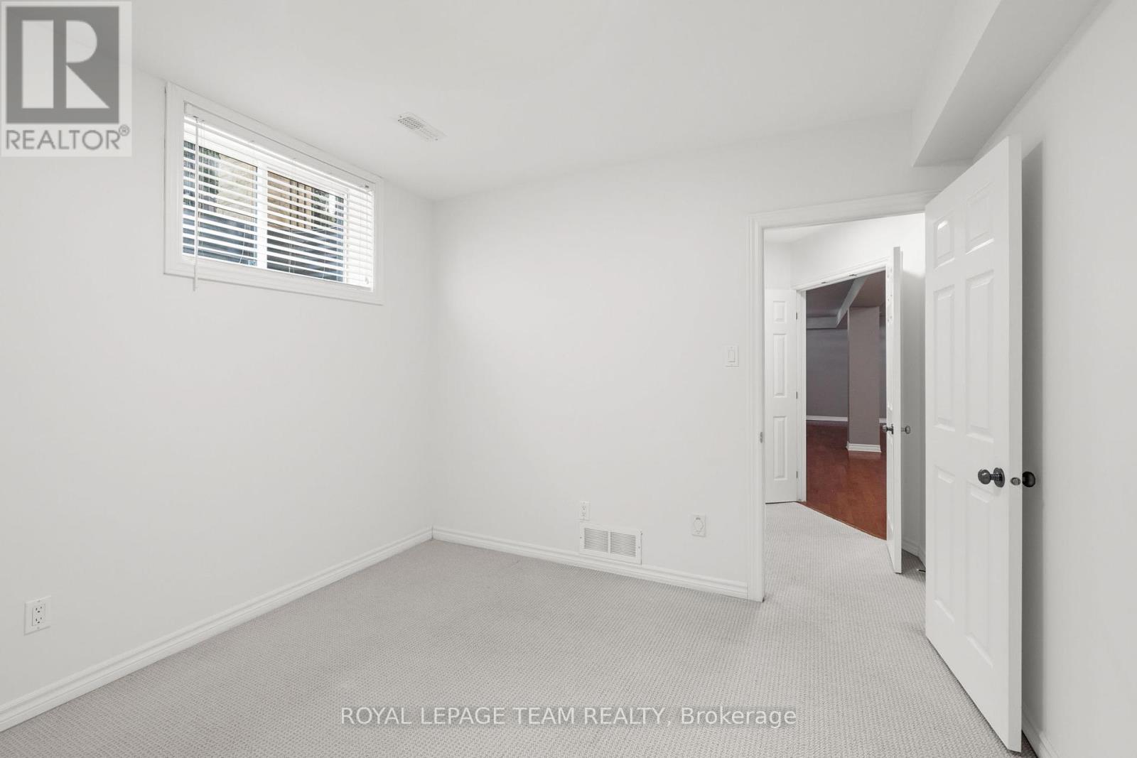 60 Ironside Court, Ottawa, Ontario  K2K 3H6 - Photo 38 - X12407659