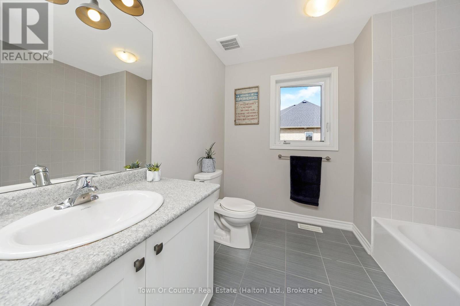 111 Ryan Street, Centre Wellington, Ontario  N1M 0E4 - Photo 30 - X12407633