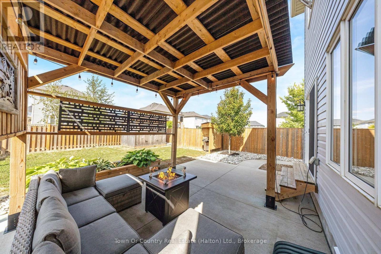 111 Ryan Street, Centre Wellington, Ontario  N1M 0E4 - Photo 40 - X12407633