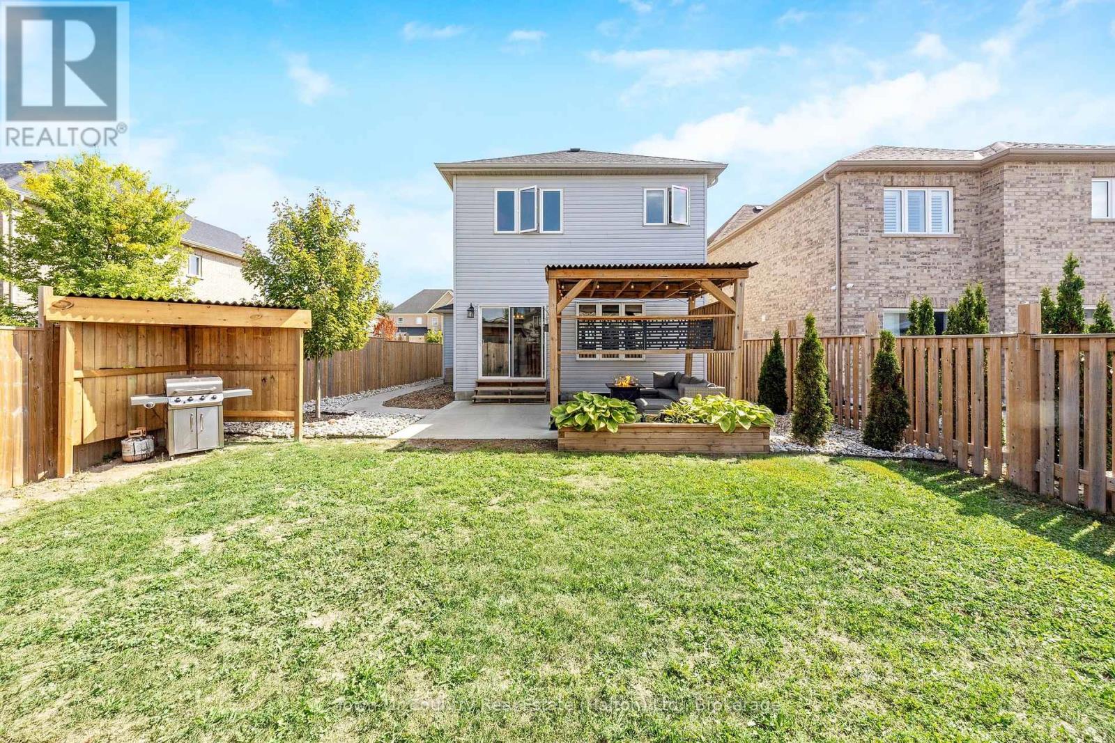 111 Ryan Street, Centre Wellington, Ontario  N1M 0E4 - Photo 42 - X12407633
