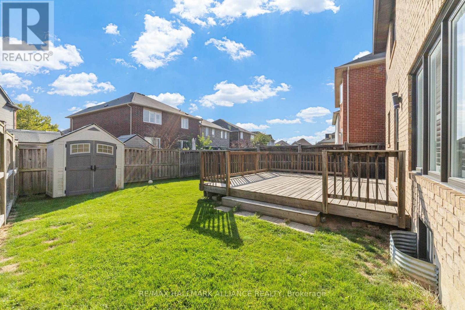 402 Schreyer Crescent, Milton, Ontario  L9T 7T2 - Photo 27 - W12407513