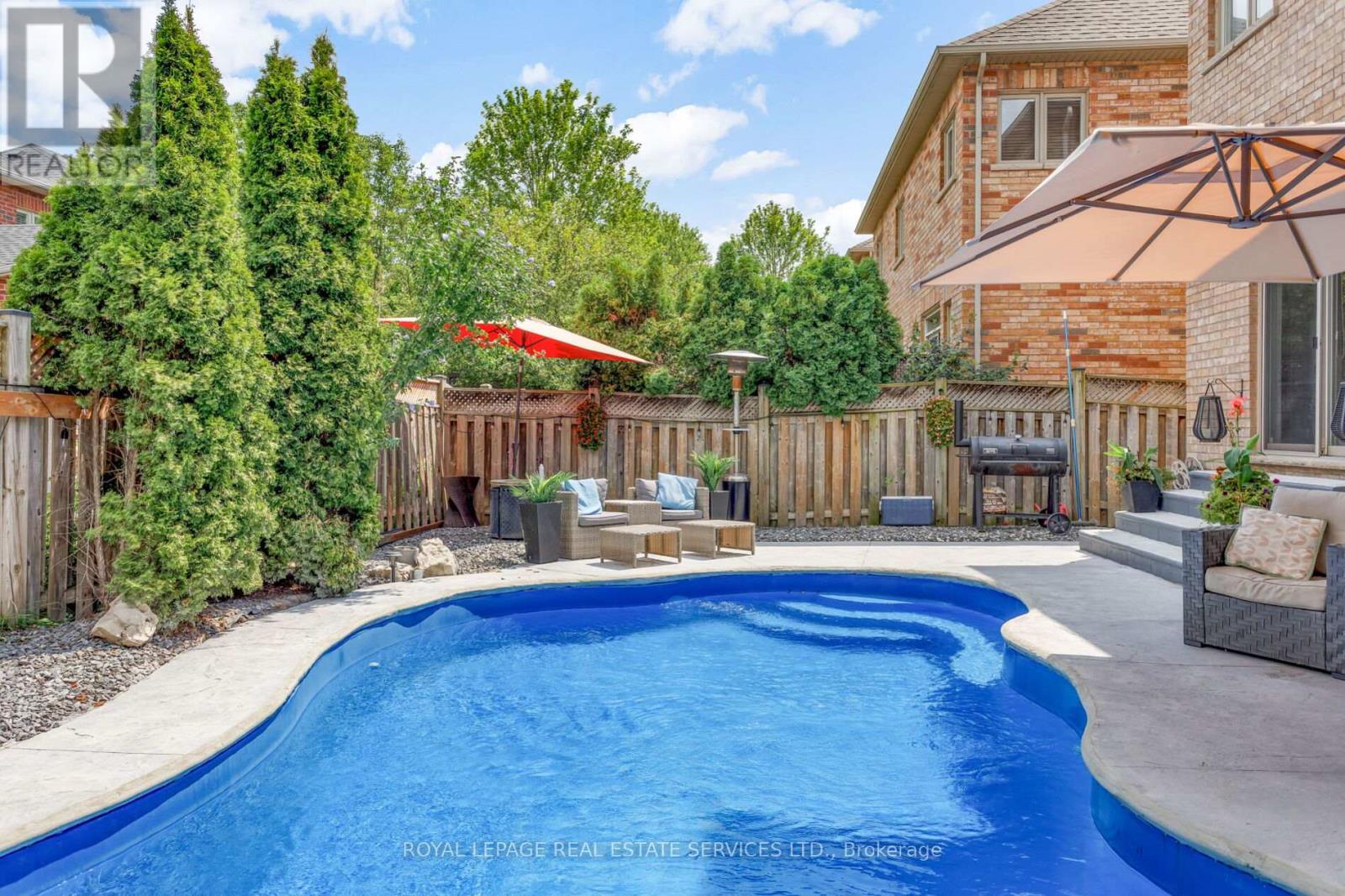 2299 Millstone Drive, Oakville, Ontario  L6M 0H1 - Photo 2 - W12407550