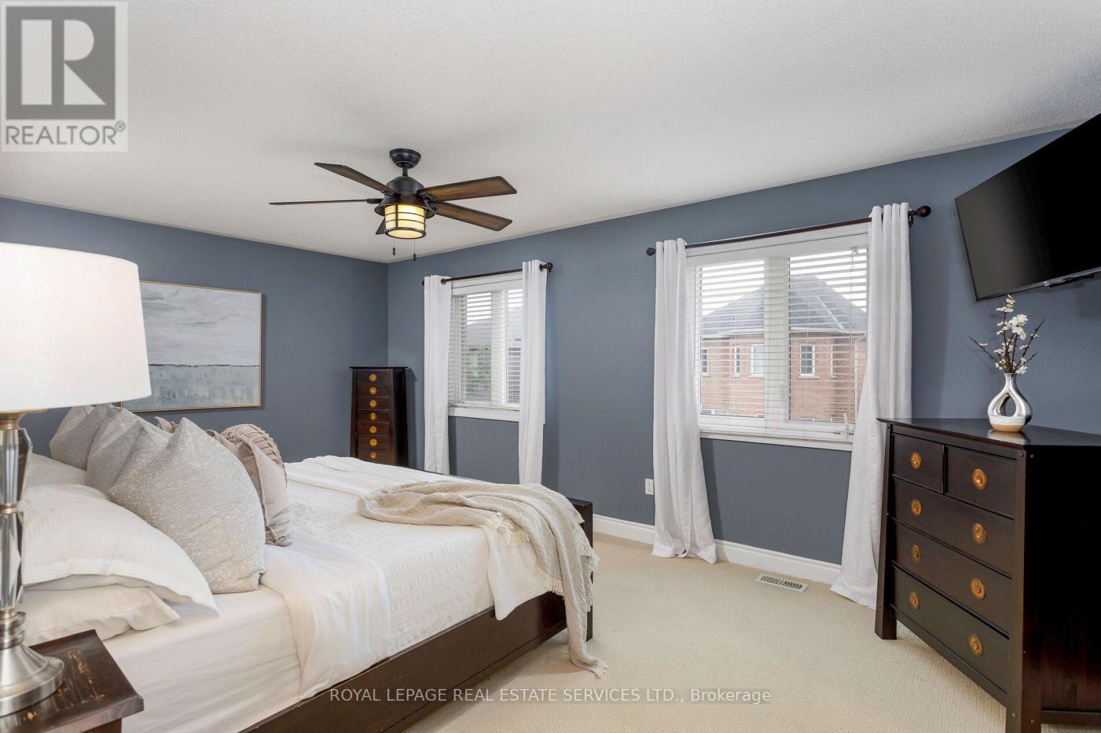 2299 Millstone Drive, Oakville, Ontario  L6M 0H1 - Photo 22 - W12407550