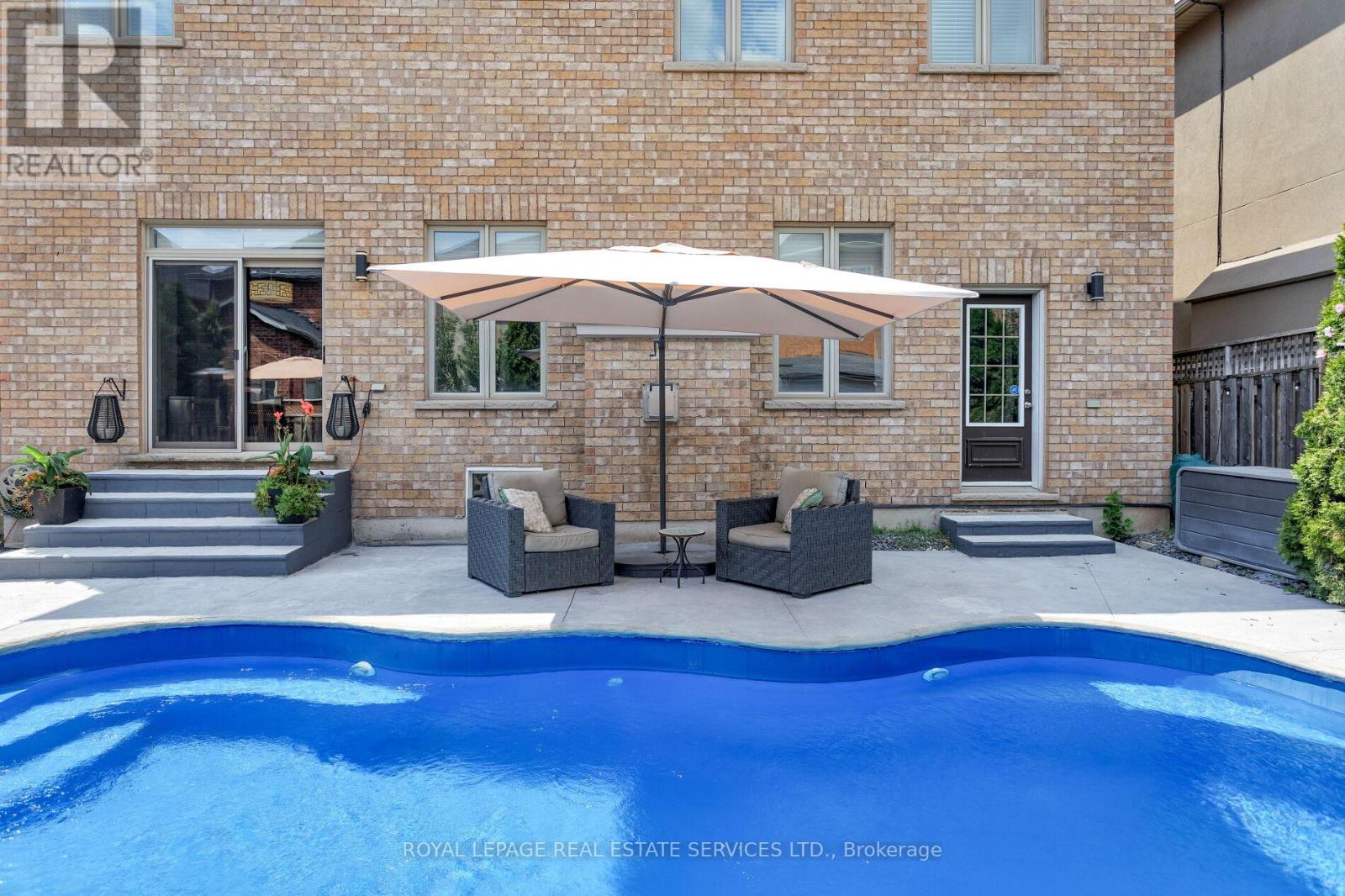 2299 Millstone Drive, Oakville, Ontario  L6M 0H1 - Photo 42 - W12407550