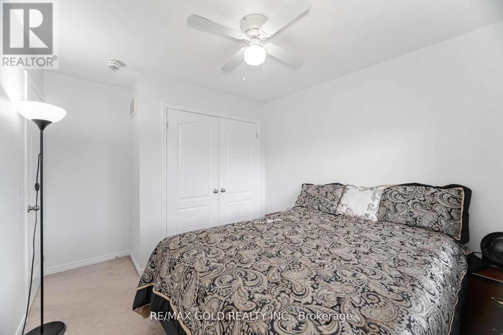 62 Valley Lane, Caledon, Ontario  L7C 4A7 - Photo 25 - W12407569