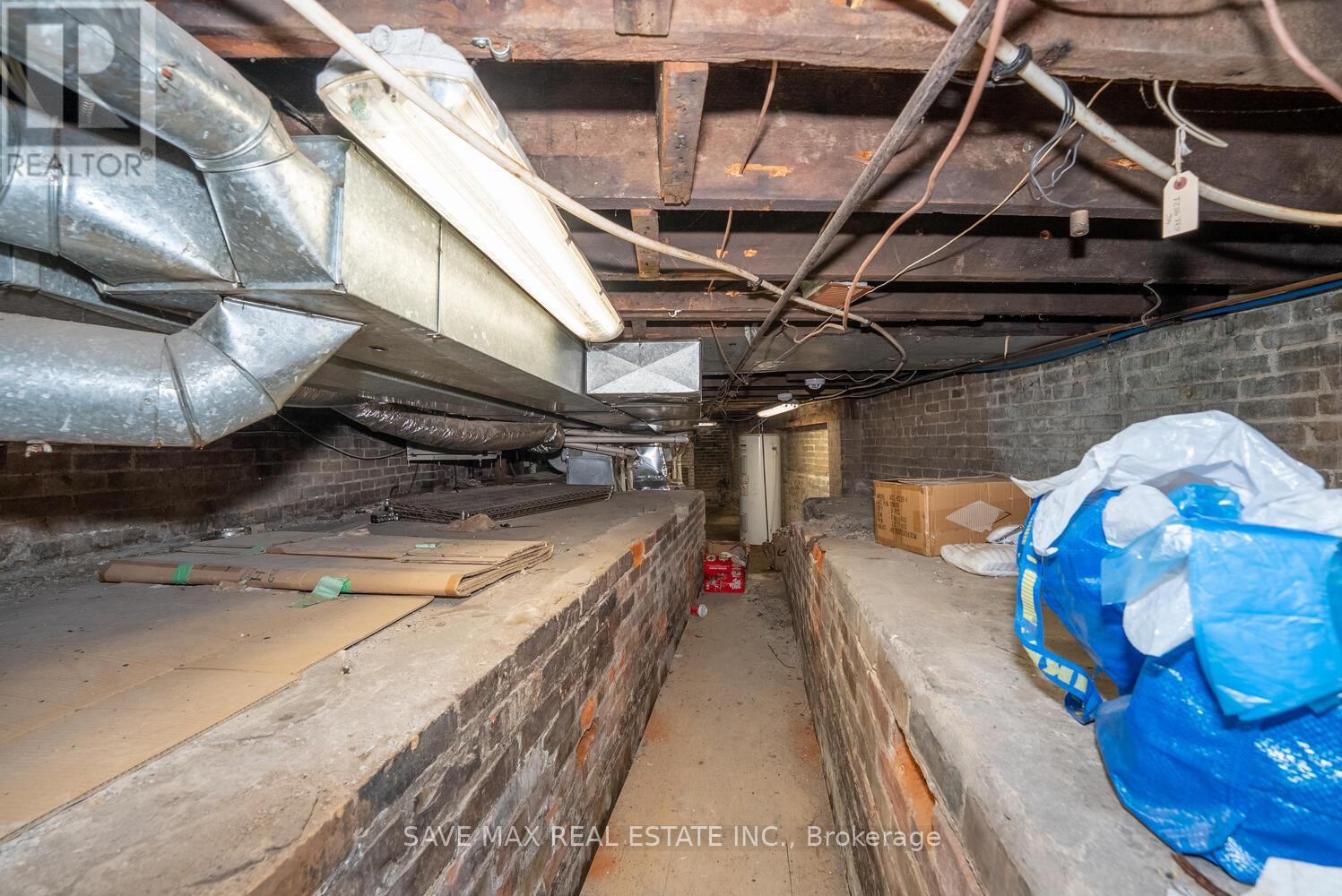 910 Bloor Street W, Toronto (Dovercourt-Wallace Emerson-Junction), Ontario  M6H 1L1 - Photo 30 - W12407587