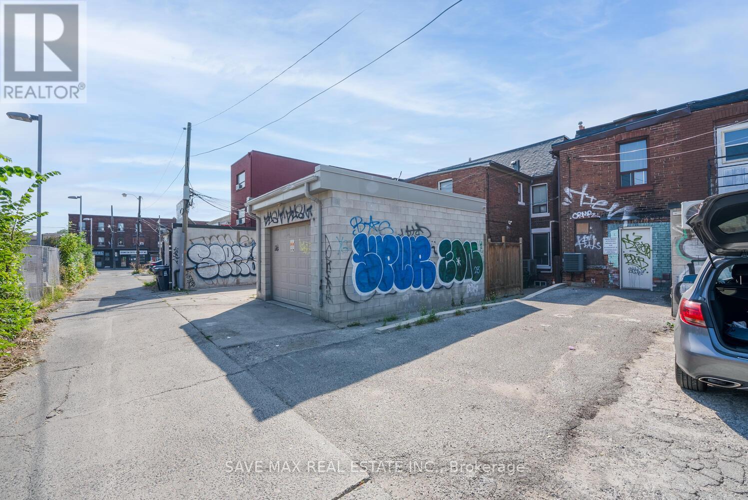910 Bloor Street W, Toronto (Dovercourt-Wallace Emerson-Junction), Ontario  M6H 1L1 - Photo 32 - W12407587