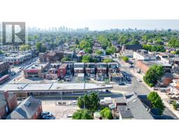 910 BLOOR STREET W, Toronto, Ontario