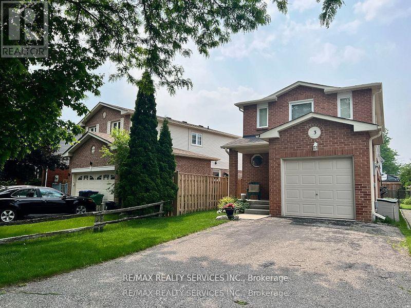 3 Oleander Crescent, Brampton (Heart Lake East), Ontario  L6Z 2C1 - Photo 2 - W12407596