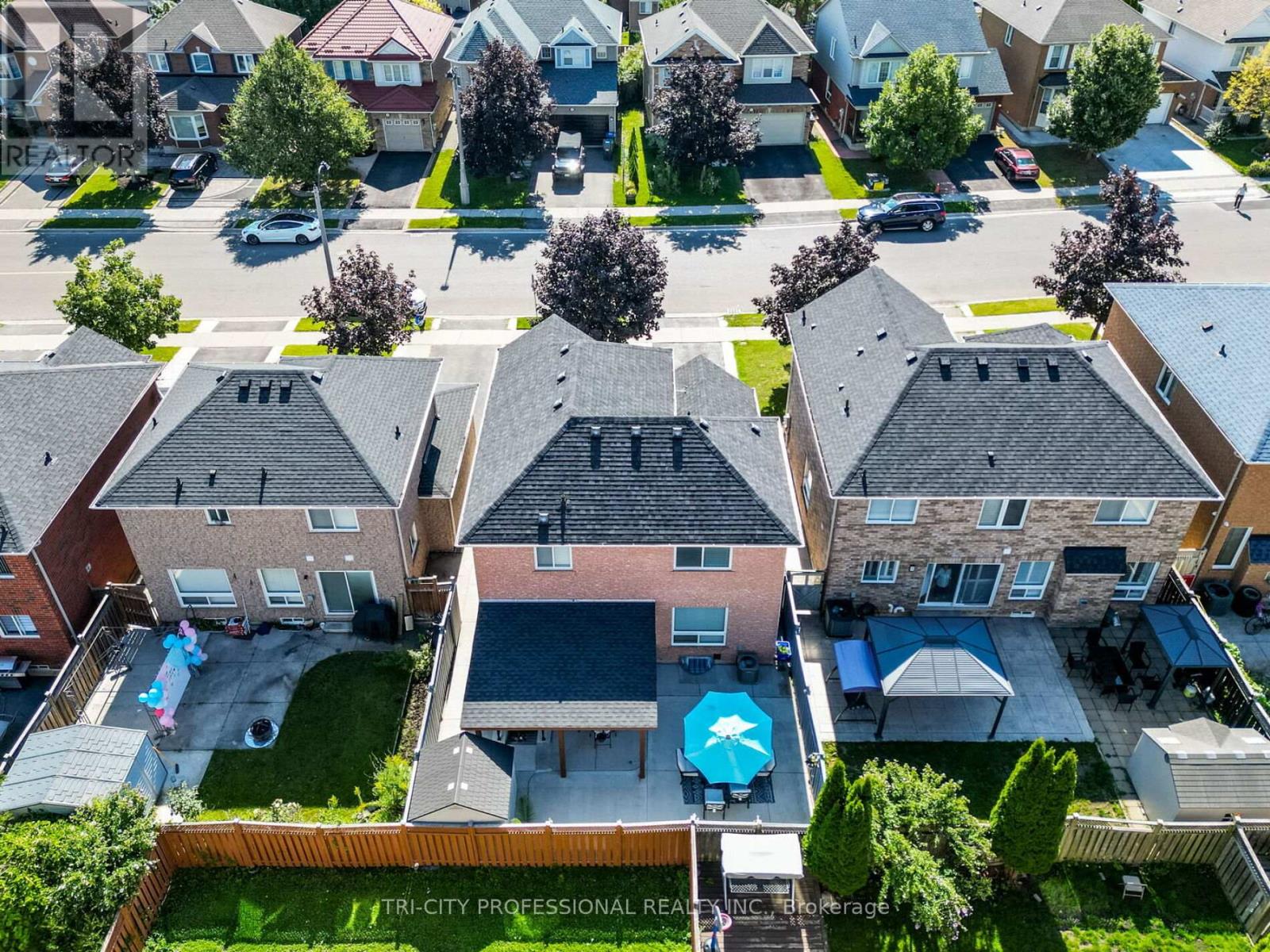 18 Sugarhill Drive, Brampton, Ontario  L7A 3L8 - Photo 50 - W12407626