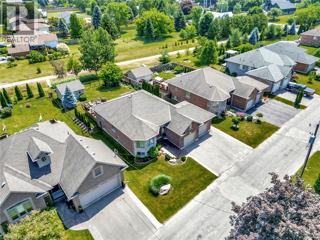 14 Robinson Road, Waterford, Ontario  N0E 1Y0 - Photo 2 - 40769703