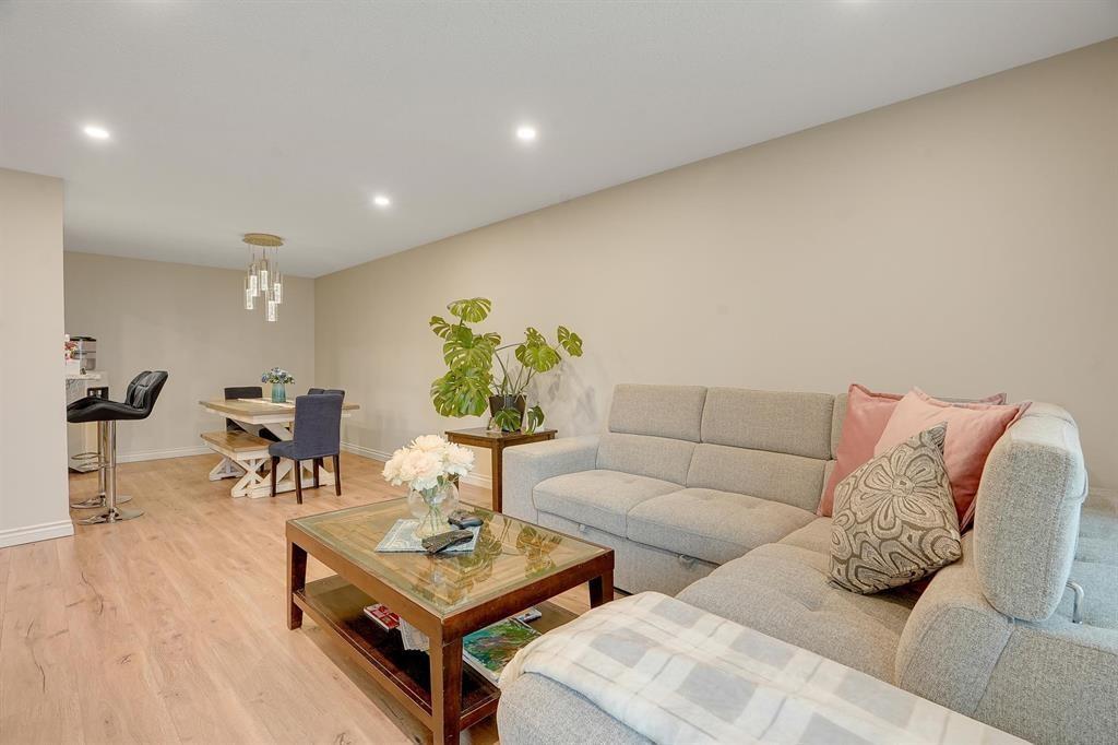 121 32850 George Ferguson Way, Abbotsford, British Columbia  V2S 7K1 - Photo 4 - R3046485