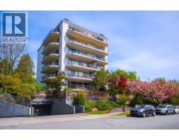 401 747 17TH STREET