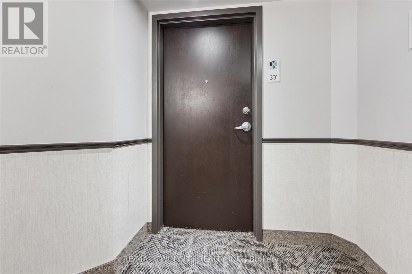 301 - 776 Laurelwood Drive, Waterloo, Ontario  N2V 0A8 - Photo 12 - X12407562