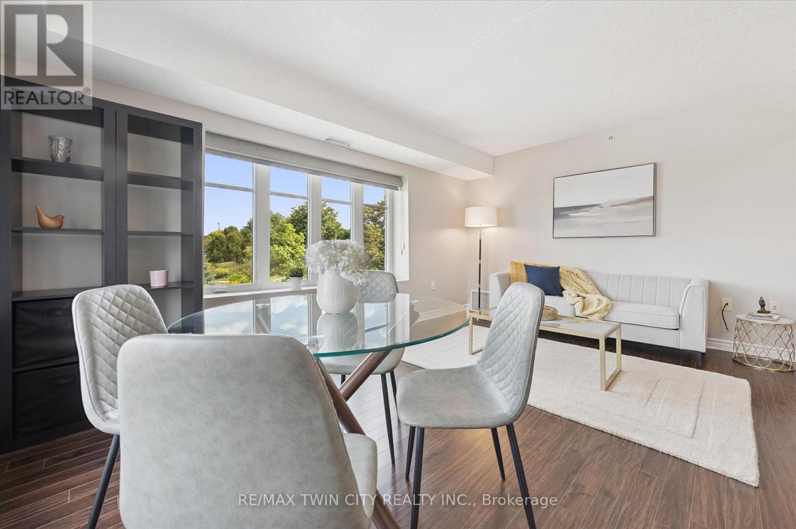 301 - 776 Laurelwood Drive, Waterloo, Ontario  N2V 0A8 - Photo 14 - X12407562